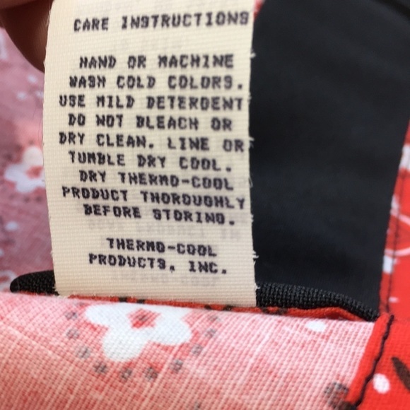 Thermo-Cool Bandana Red Paisley - Picture 3 of 6